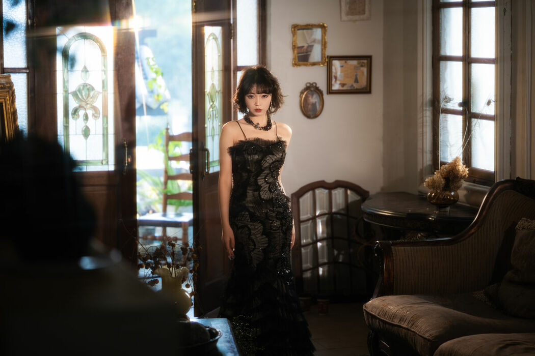 YiTuYu艺图语 Vol.8835 Yi Ming (28P)