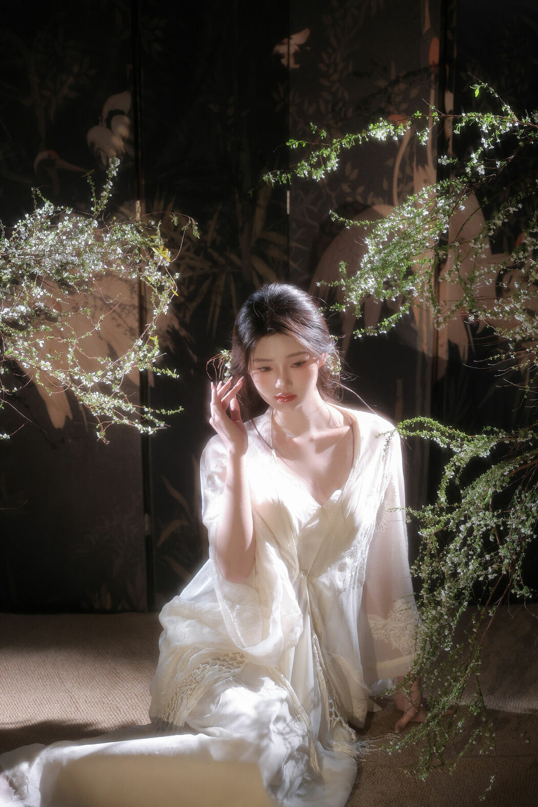 YiTuYu艺图语 Vol.8827 Jia Yi (15P)