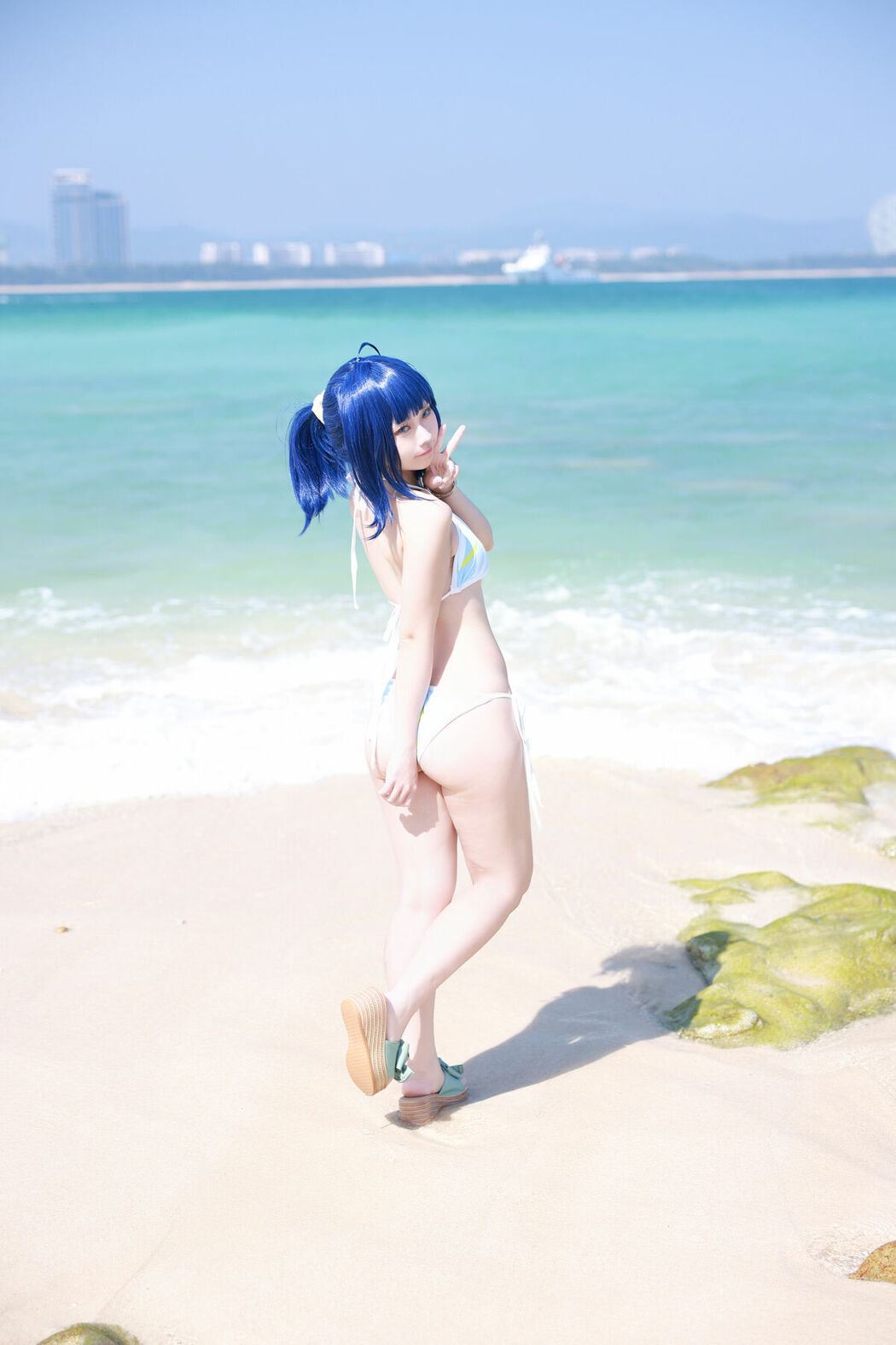 Coser@G44不会受伤 – 八奈见杏菜 泳装 (30P)