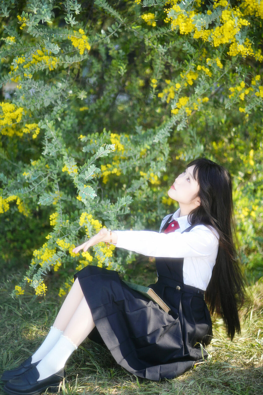 YiTuYu艺图语 Vol.8847 Zi Yu He Dian Tian De Ya (15P)