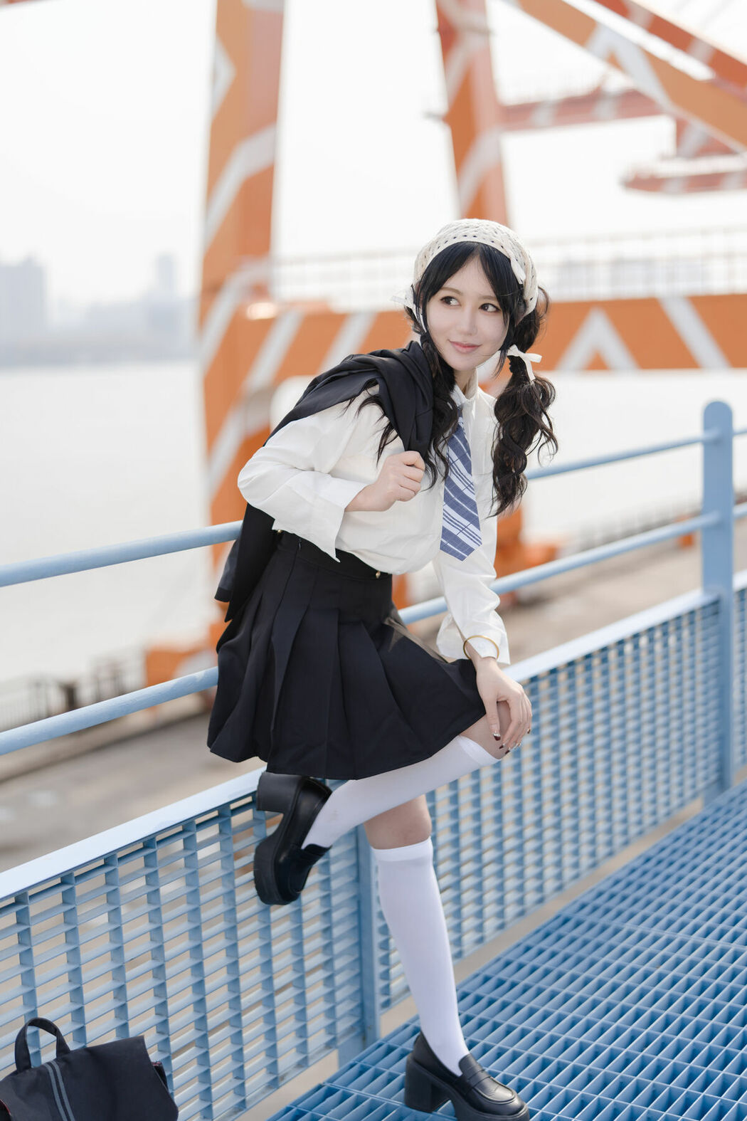 YiTuYu艺图语 Vol.8841 Yuan Yuan Cheng (33P)