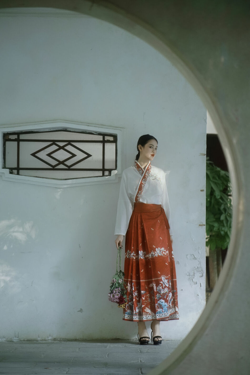 YiTuYu艺图语 Vol.8842 Man Li (41P)