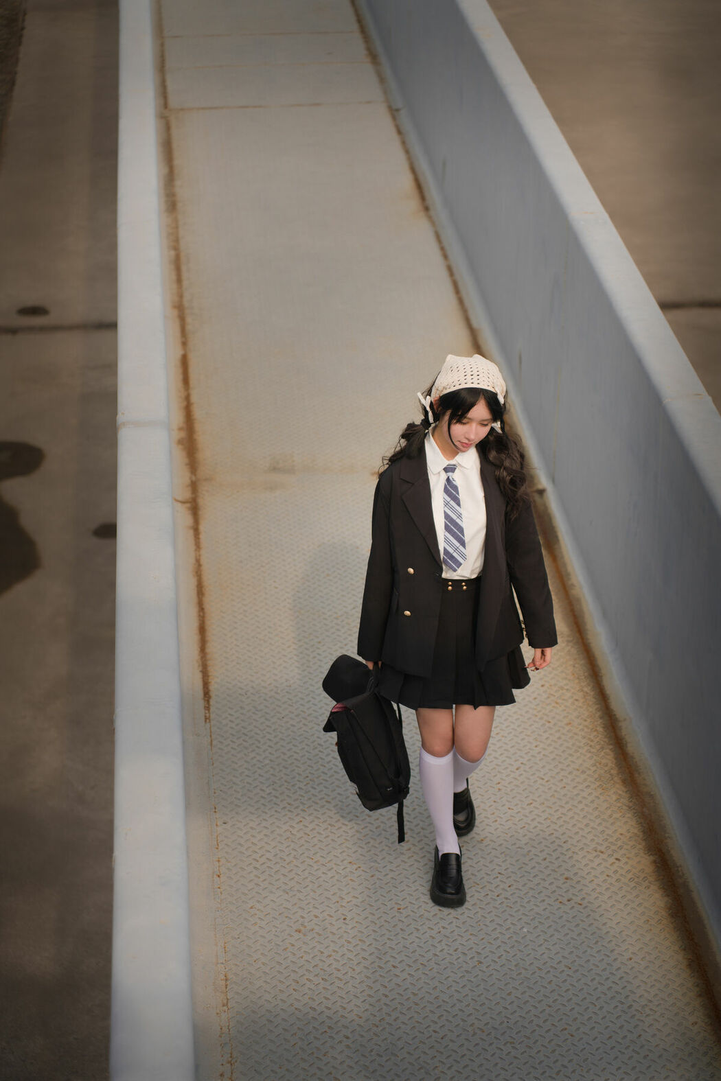 YiTuYu艺图语 Vol.8841 Yuan Yuan Cheng (33P)