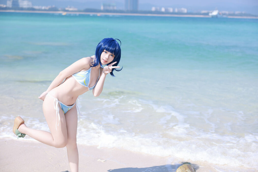 Coser@G44不会受伤 – 八奈见杏菜 泳装 (30P)
