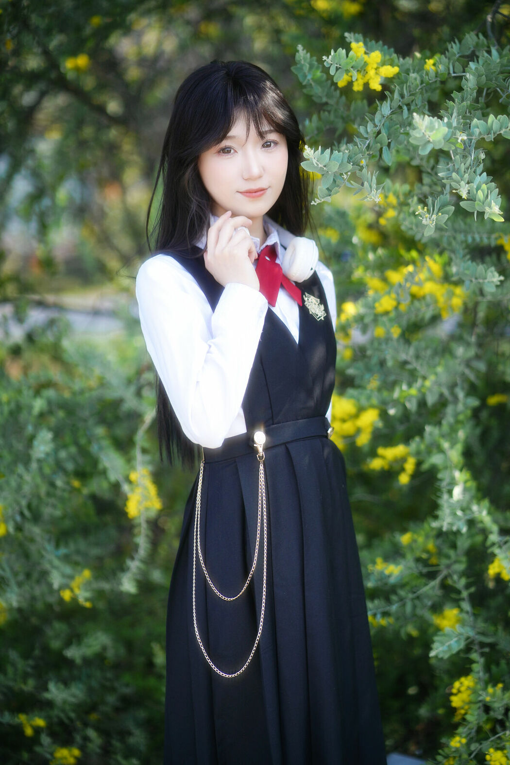 YiTuYu艺图语 Vol.8847 Zi Yu He Dian Tian De Ya (15P)