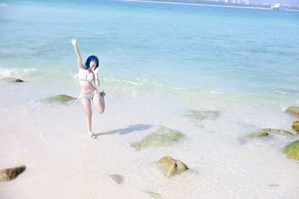 Coser@G44不会受伤 – 八奈见杏菜 泳装 (30P)