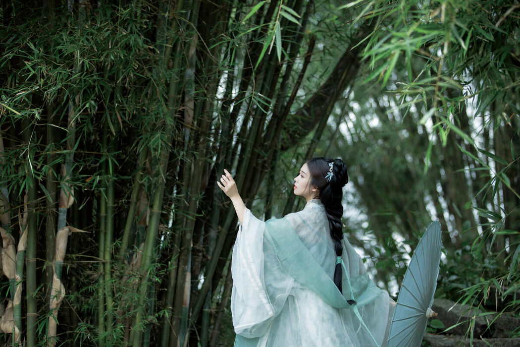 YiTuYu艺图语 Vol.8840 Ku Ku (23P)