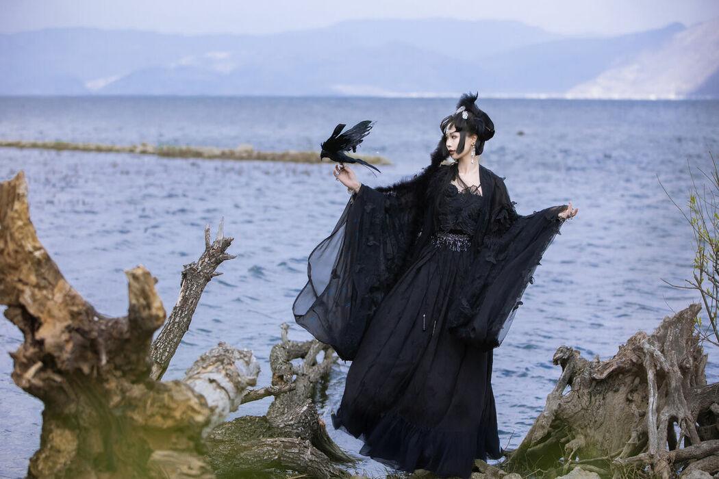 YiTuYu艺图语 Vol.8843 Wan Wan (36P)