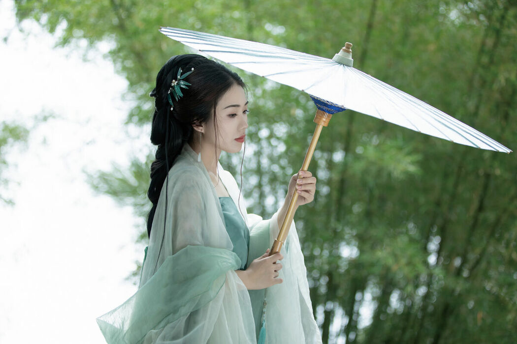 YiTuYu艺图语 Vol.8840 Ku Ku (23P)