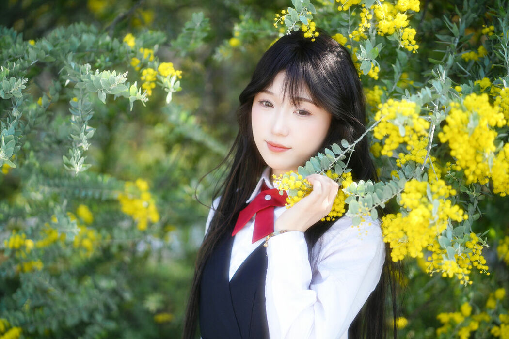 YiTuYu艺图语 Vol.8847 Zi Yu He Dian Tian De Ya (15P)