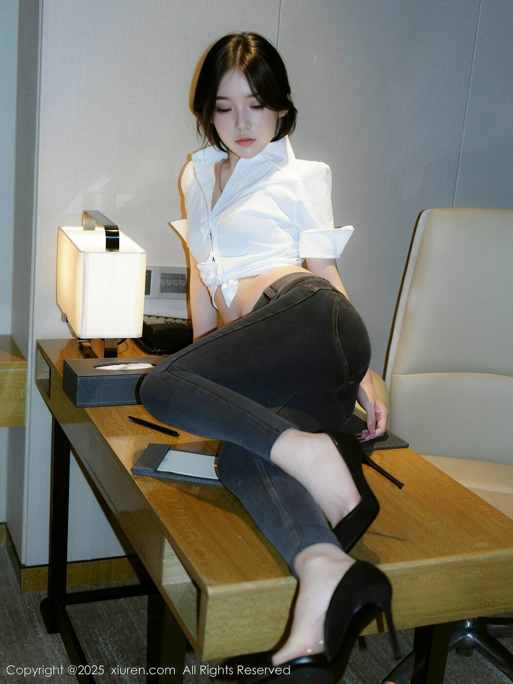 XiuRen秀人网 No.10785 Zhi Zhi (77P)