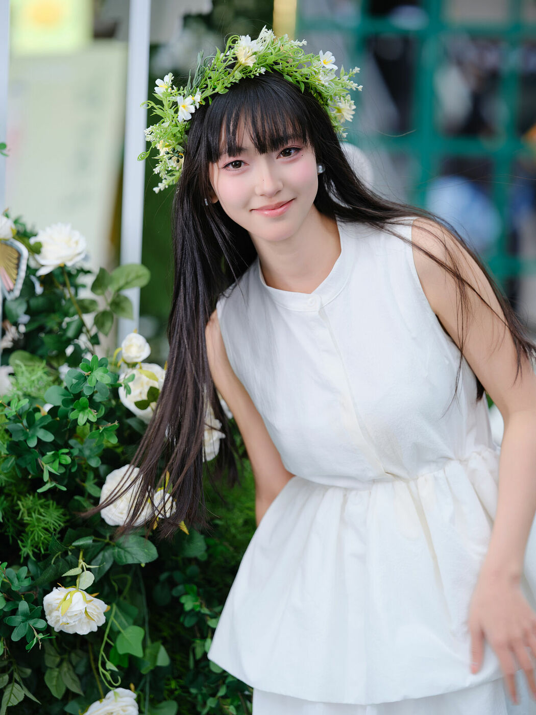 YiTuYu艺图语 Vol.8850 Leng Ku Wang Ye (17P)