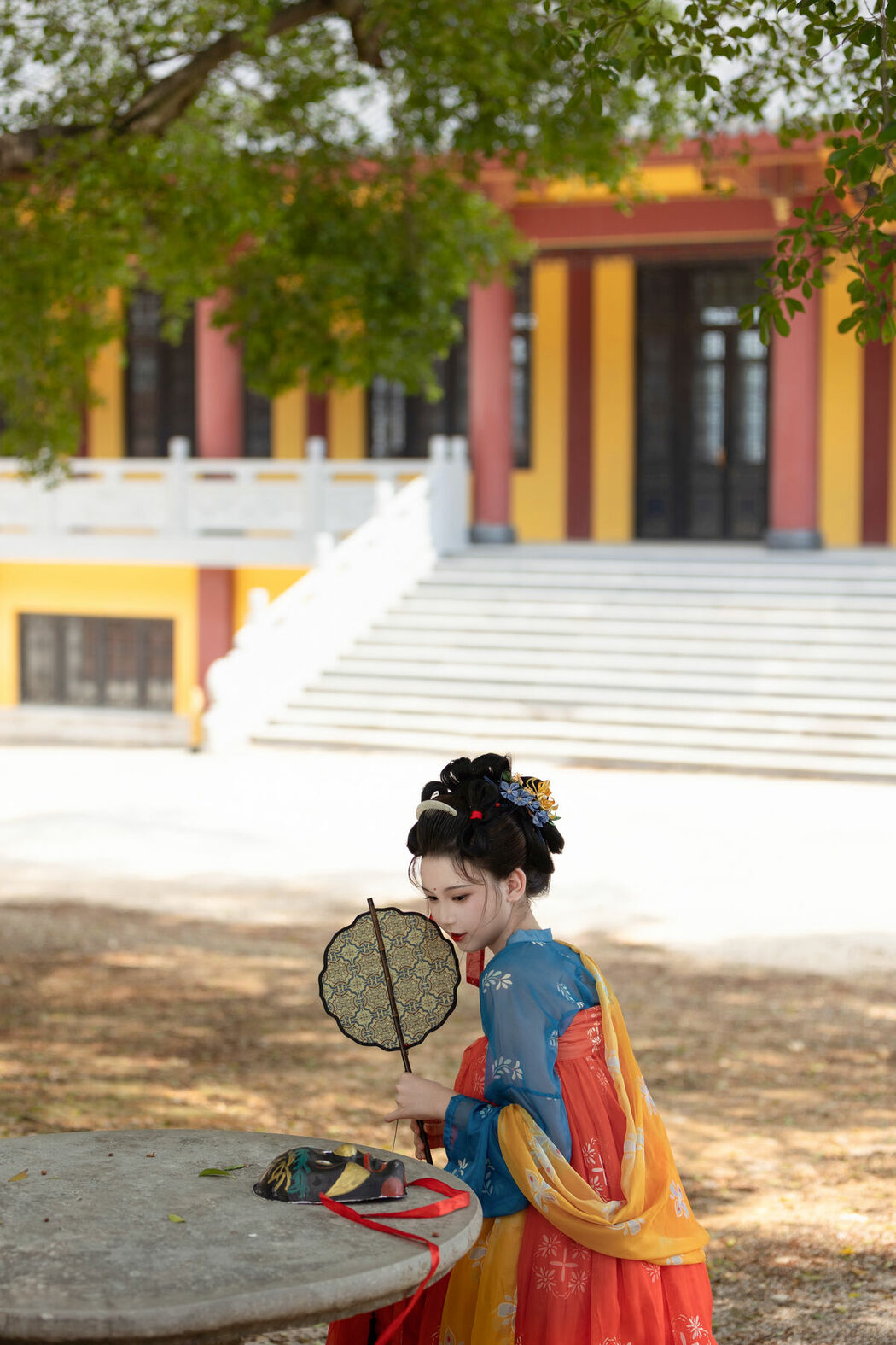 YiTuYu艺图语 Vol.8852 E E Chi Bu Bao (34P)