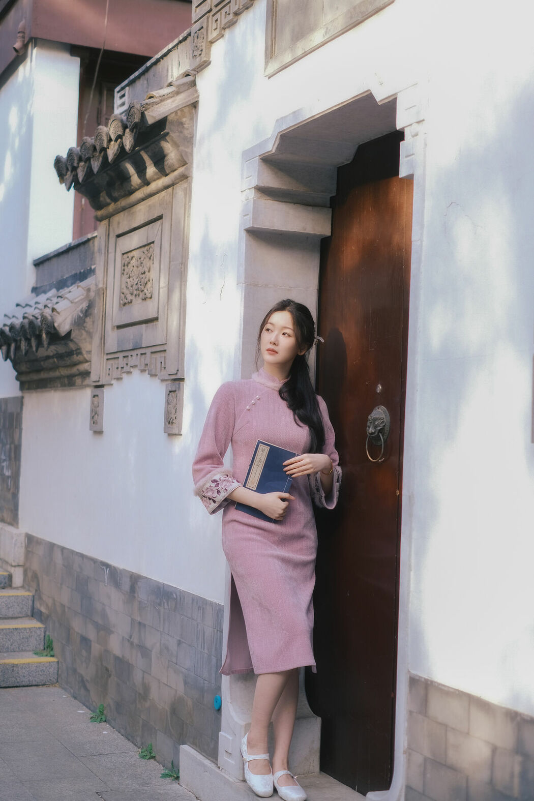 YiTuYu艺图语 Vol.8849 Xiao Ye Ye Lou Xin Yue Moon (21P)