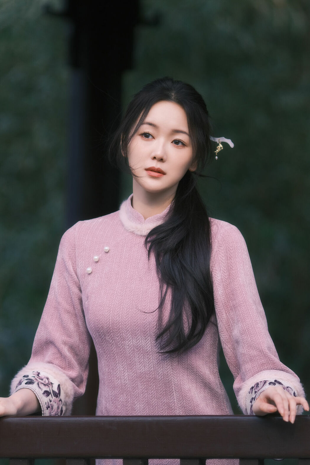 YiTuYu艺图语 Vol.8849 Xiao Ye Ye Lou Xin Yue Moon (21P)