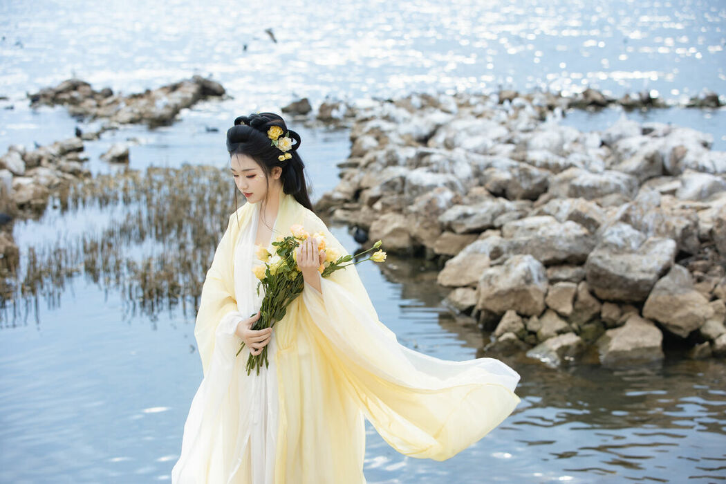 YiTuYu艺图语 Vol.8851 Wan Jiang Ting (47P)