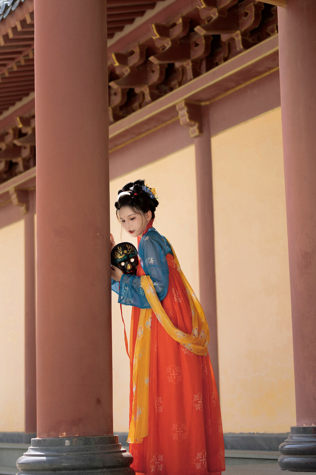 YiTuYu艺图语 Vol.8852 E E Chi Bu Bao (34P)