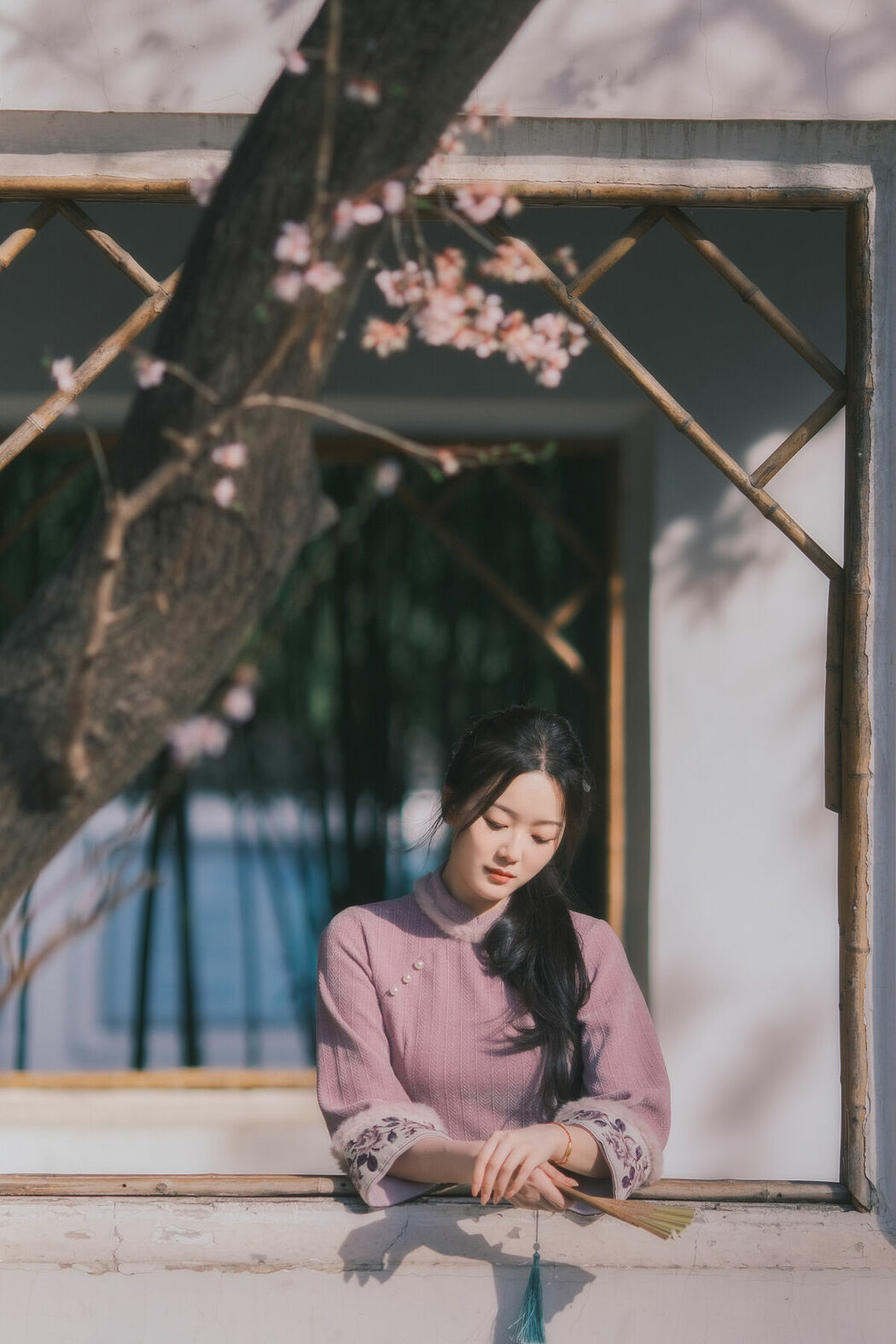 YiTuYu艺图语 Vol.8849 Xiao Ye Ye Lou Xin Yue Moon (21P)