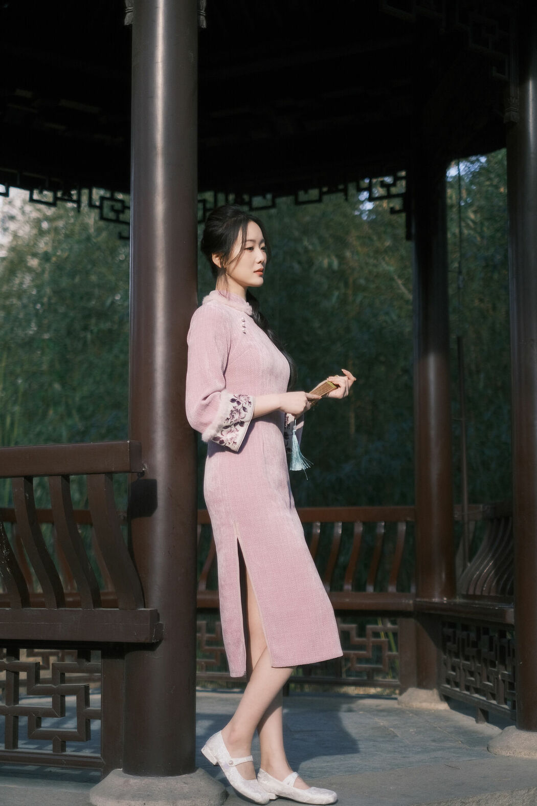 YiTuYu艺图语 Vol.8849 Xiao Ye Ye Lou Xin Yue Moon (21P)