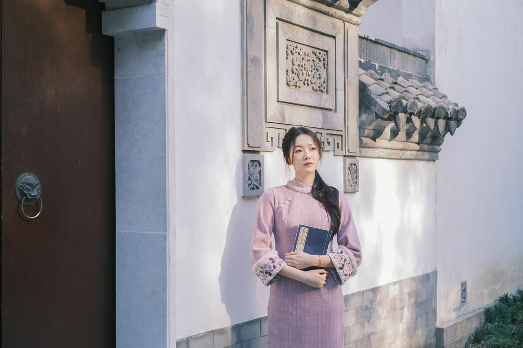 YiTuYu艺图语 Vol.8849 Xiao Ye Ye Lou Xin Yue Moon (21P)