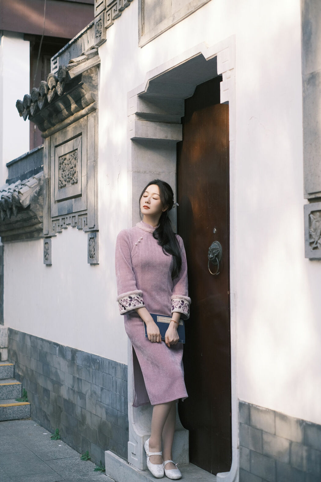 YiTuYu艺图语 Vol.8849 Xiao Ye Ye Lou Xin Yue Moon (21P)