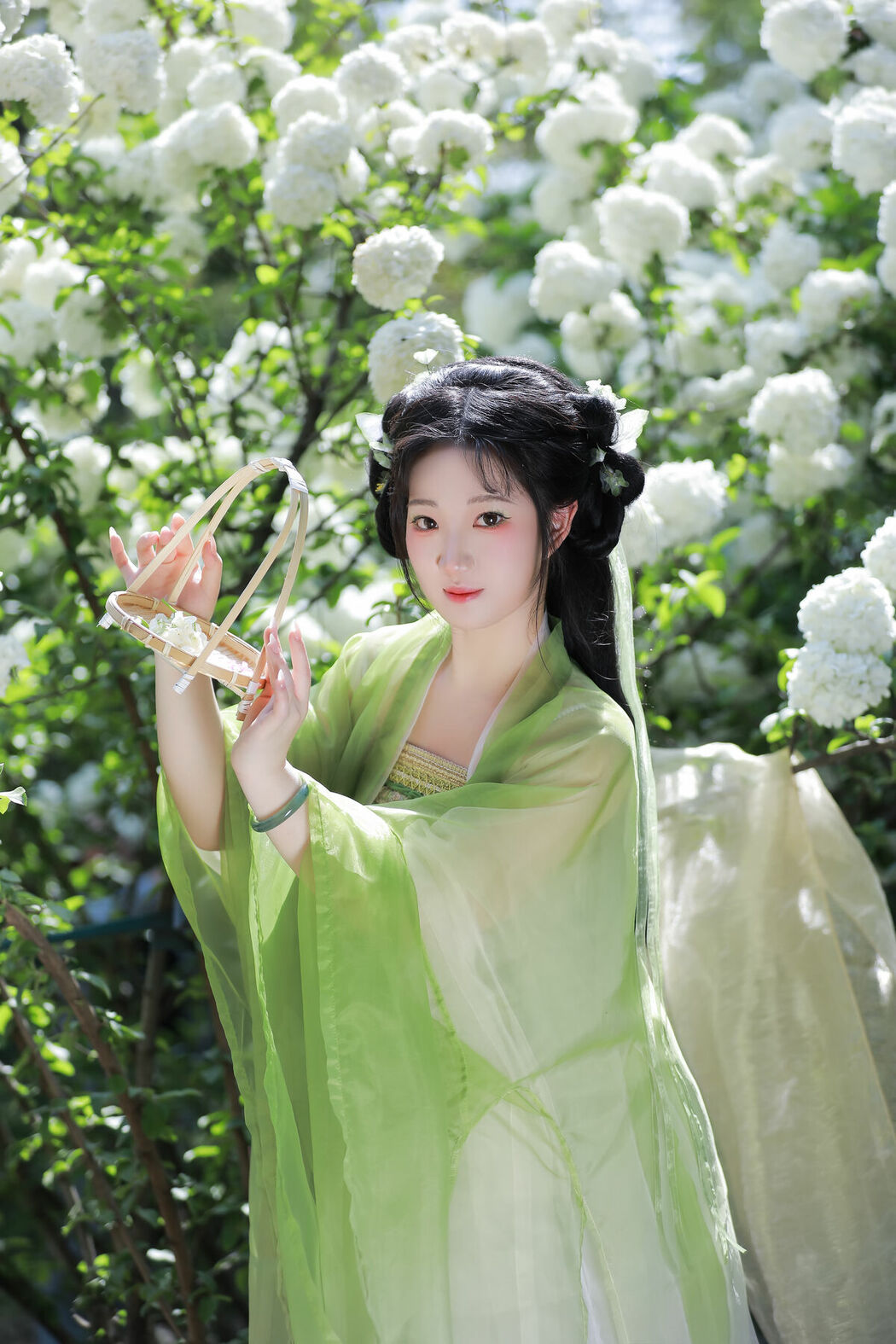 YiTuYu艺图语 Vol.8856 Xiao Bing Gan (24P)