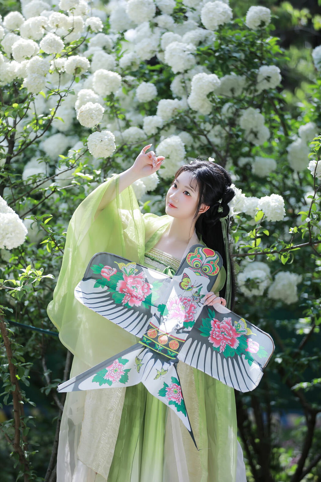 YiTuYu艺图语 Vol.8856 Xiao Bing Gan (24P)