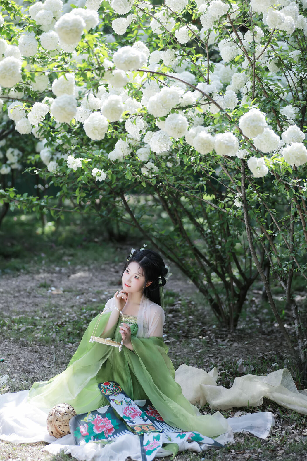 YiTuYu艺图语 Vol.8856 Xiao Bing Gan (24P)