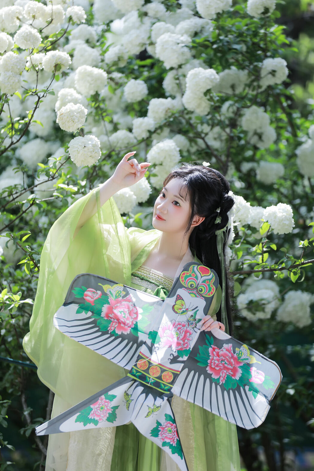 YiTuYu艺图语 Vol.8856 Xiao Bing Gan (24P)