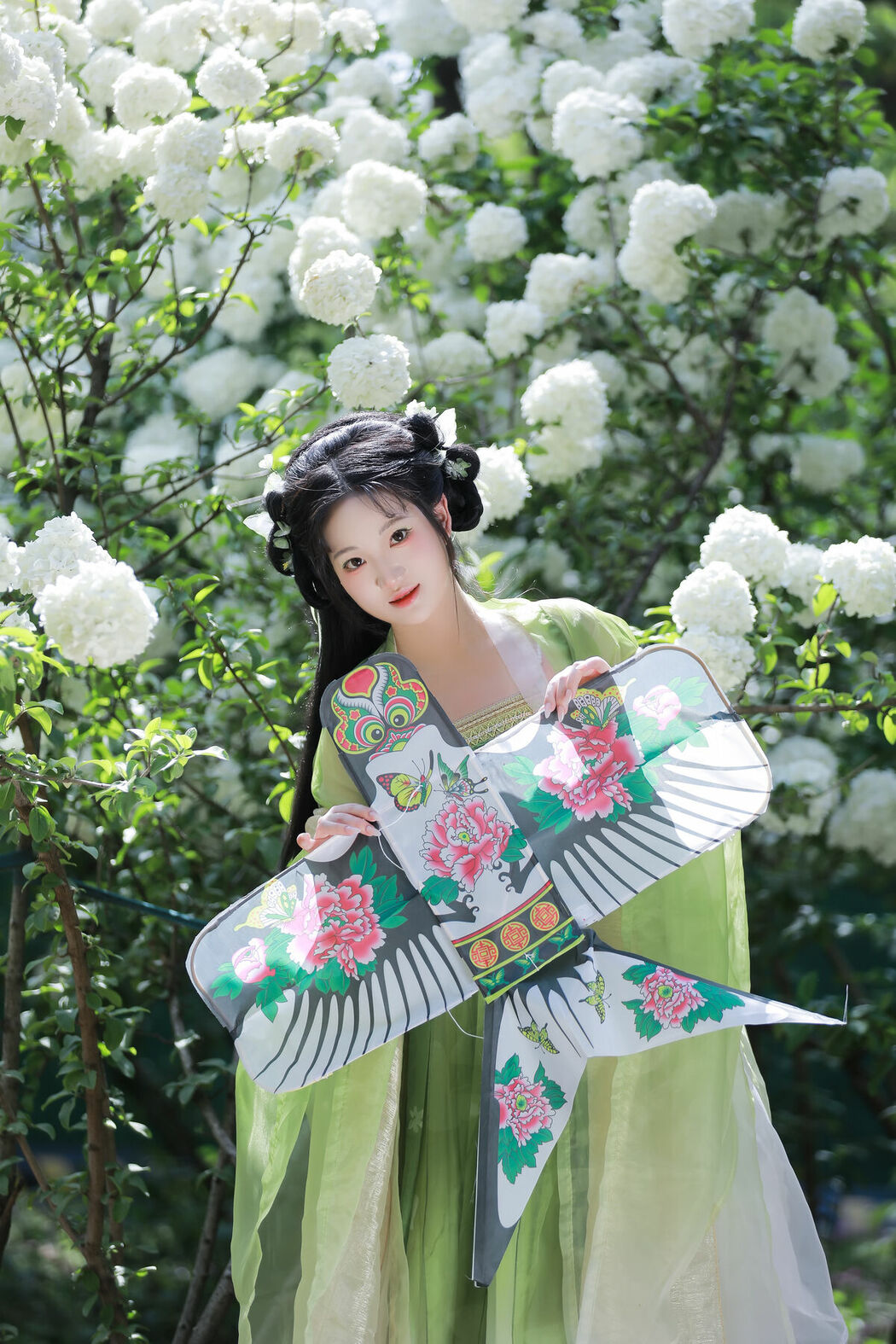 YiTuYu艺图语 Vol.8856 Xiao Bing Gan (24P)