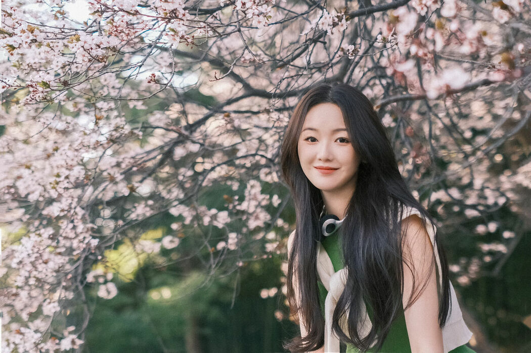 YiTuYu艺图语 Vol.8858 Xiao Ye Ye Lou Xin Yue Moon (21P)