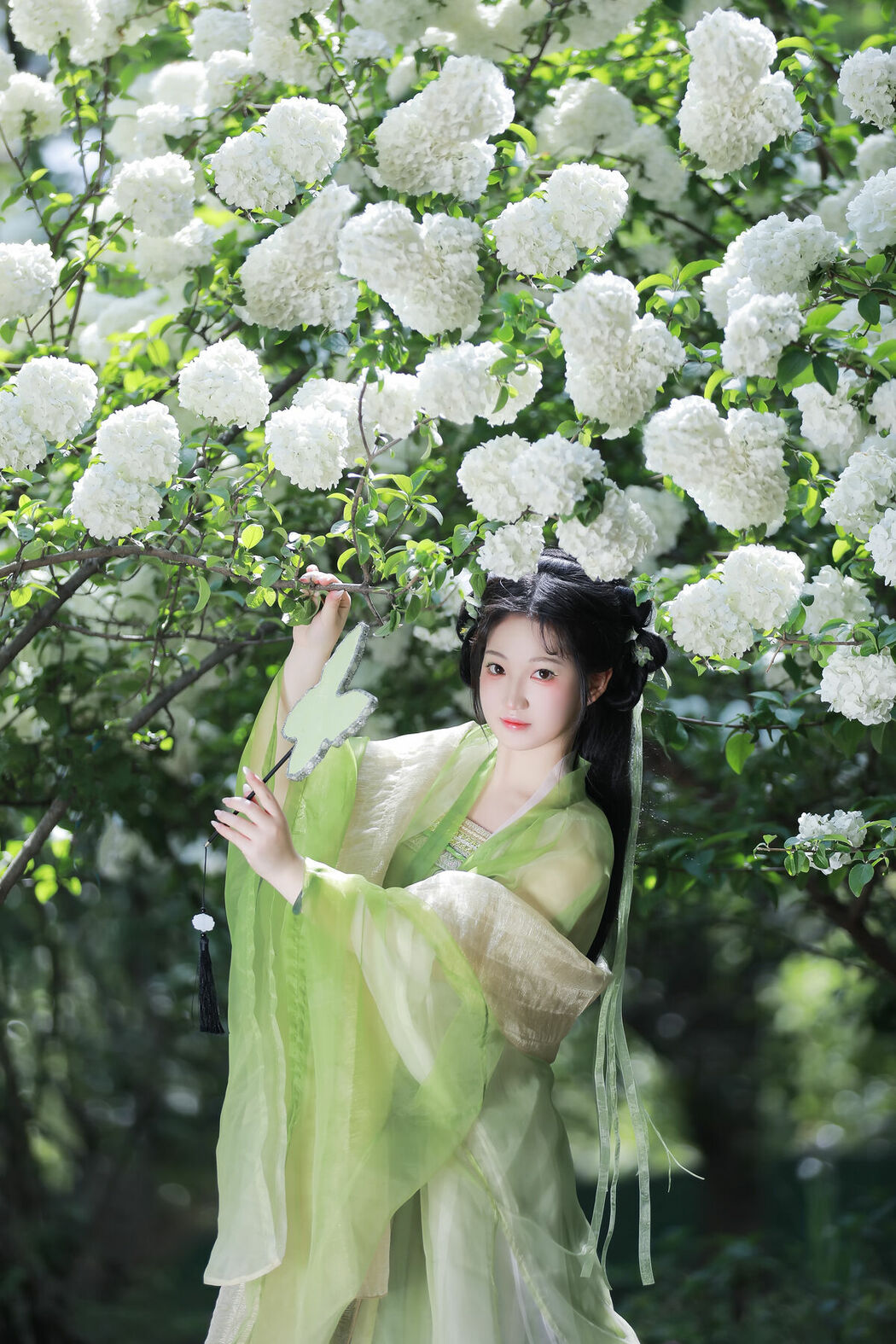 YiTuYu艺图语 Vol.8856 Xiao Bing Gan (24P)