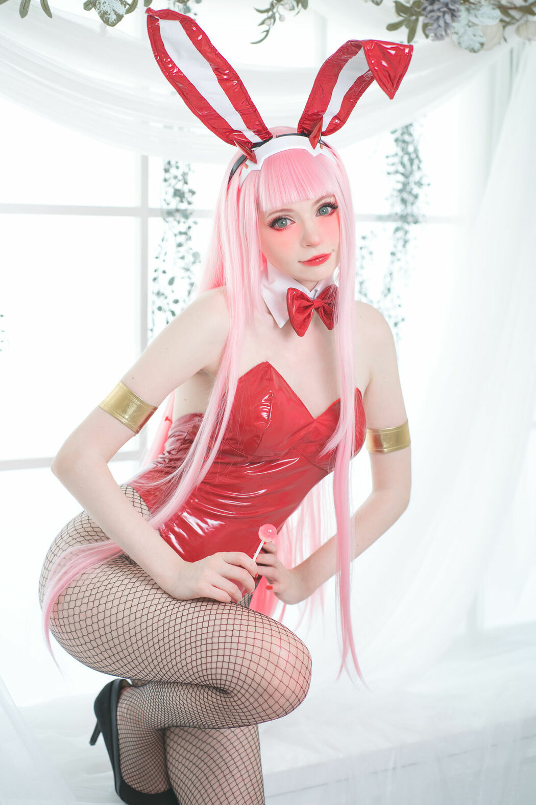 Coser@Peach milky – ZeroTwo (79P)