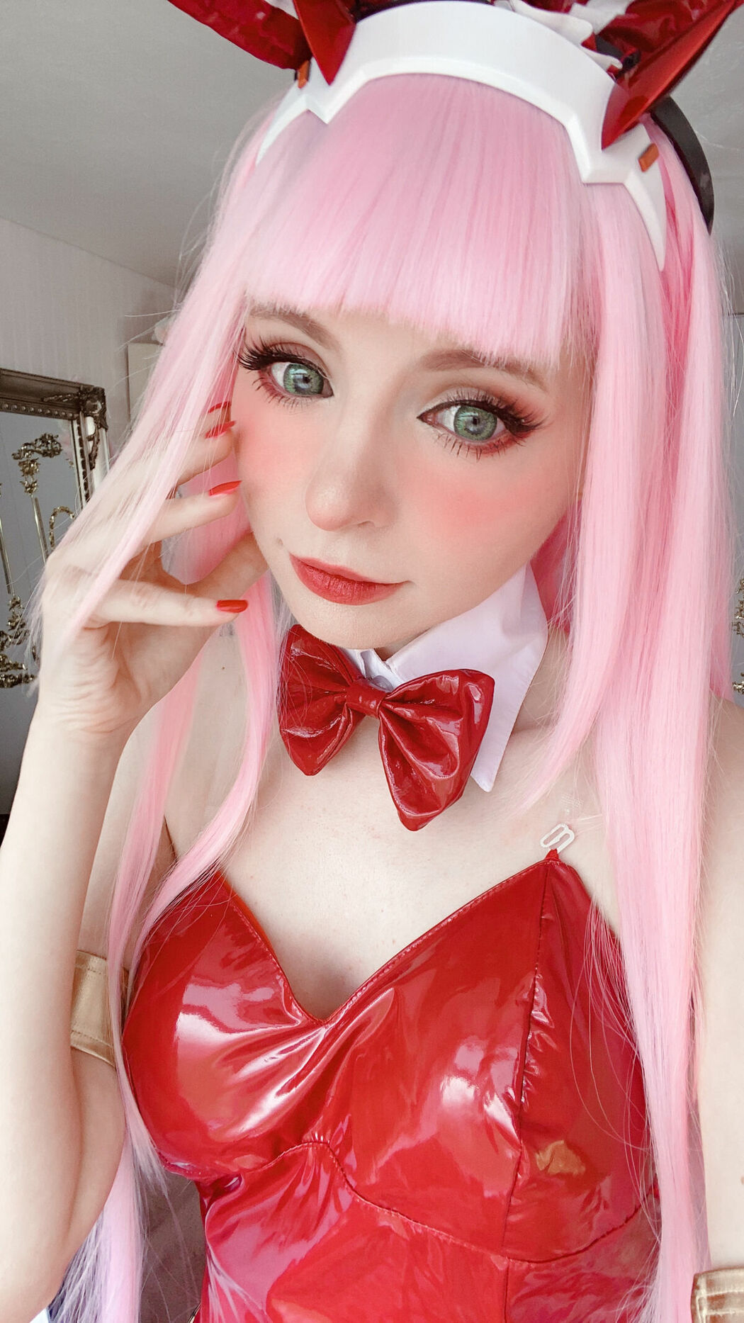 Coser@Peach milky – ZeroTwo (79P)