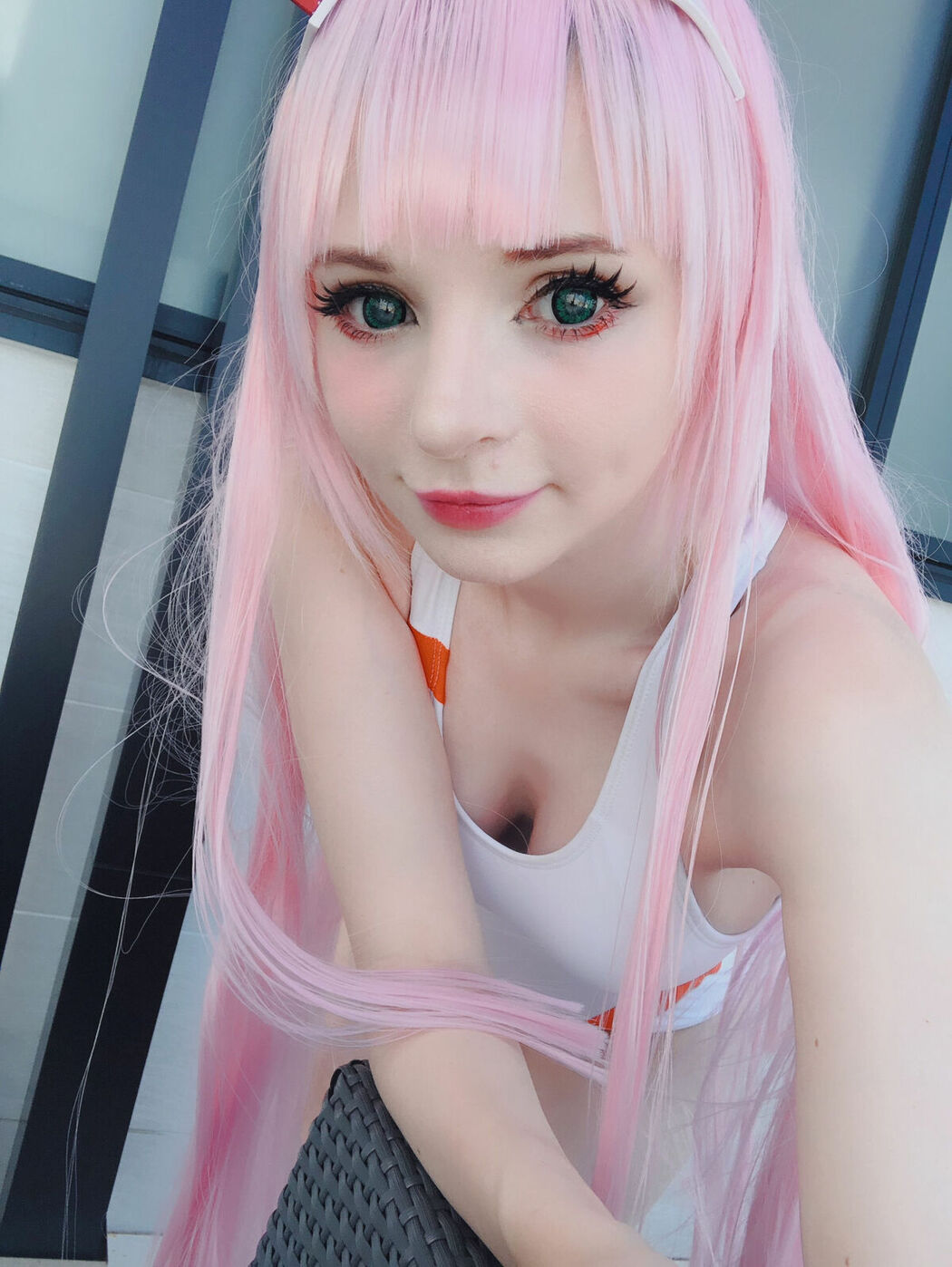 Coser@Peach milky – ZeroTwo (79P)