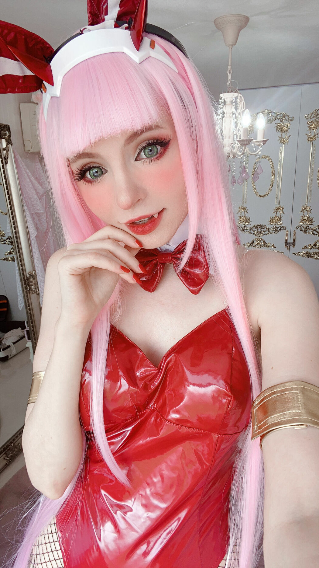 Coser@Peach milky – ZeroTwo (79P)