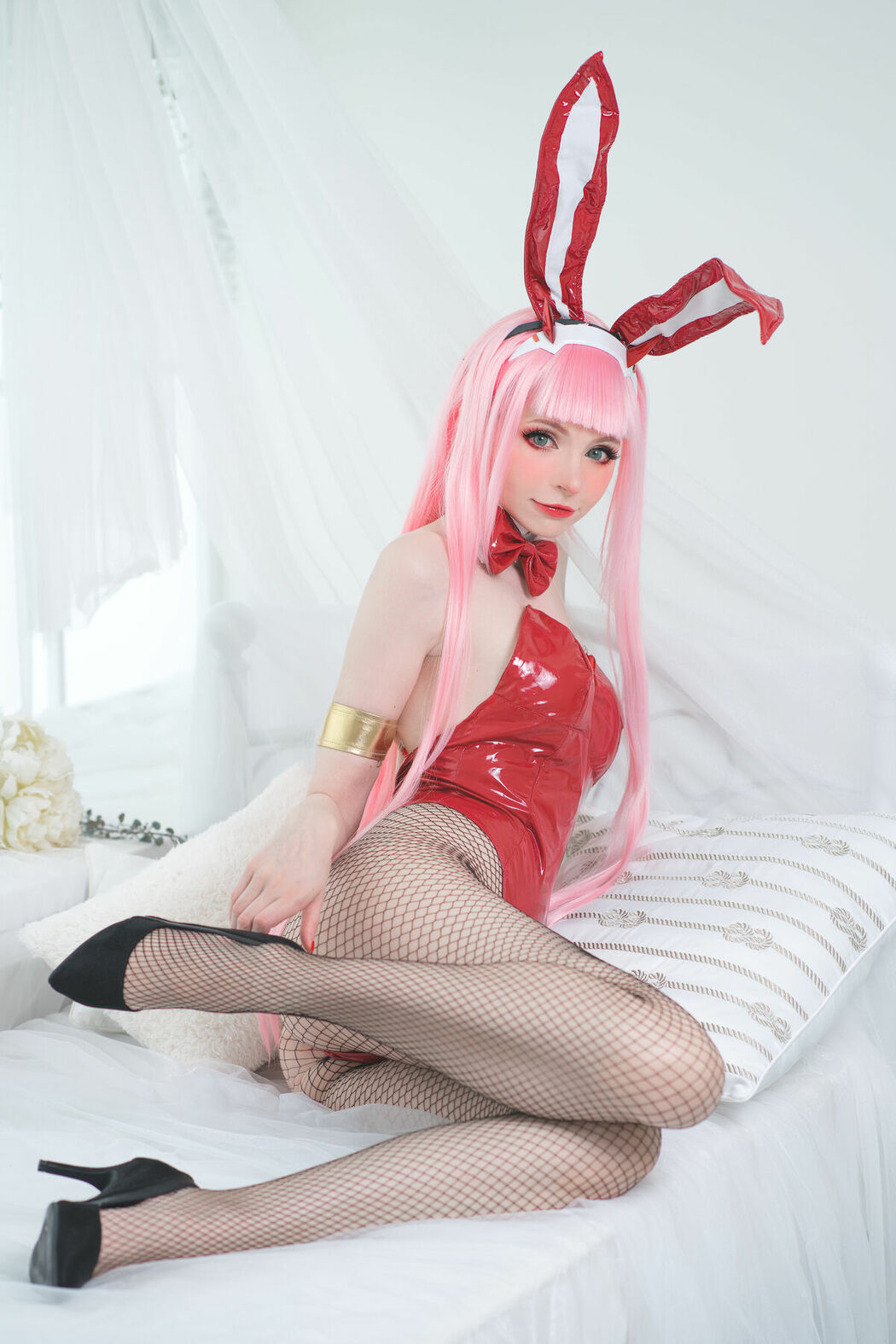 Coser@Peach milky – ZeroTwo (79P)