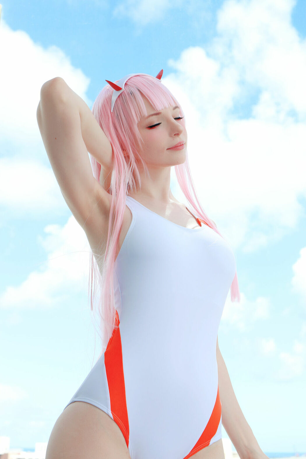 Coser@Peach milky – ZeroTwo (79P)