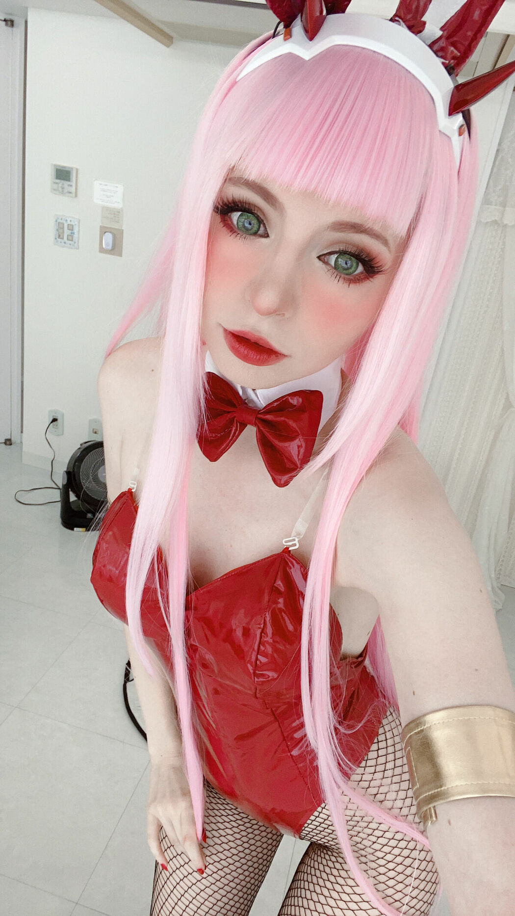 Coser@Peach milky – ZeroTwo (79P)