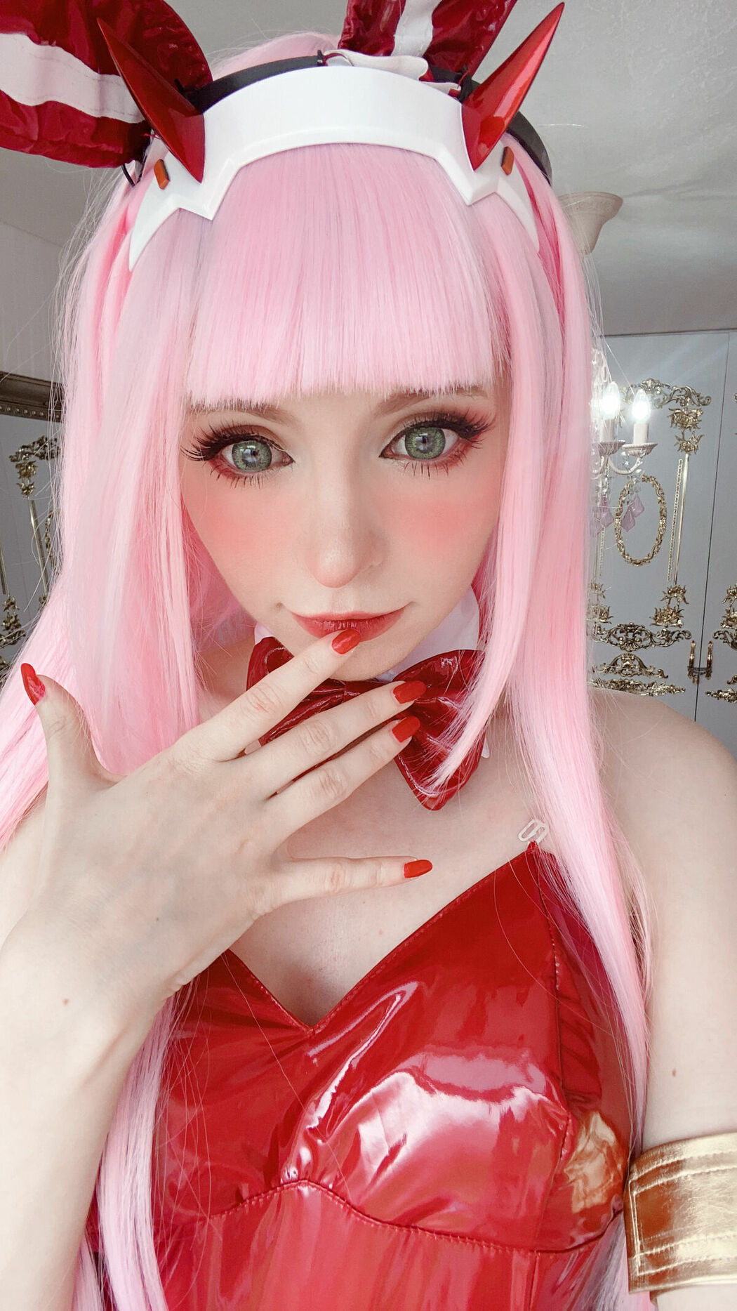 Coser@Peach milky – ZeroTwo (79P)