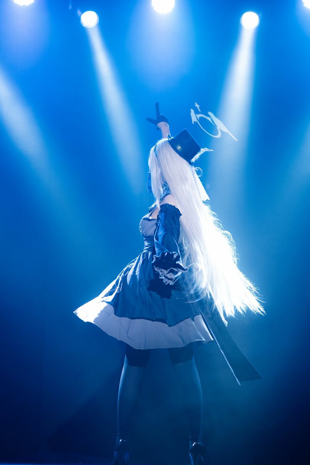 Coser@lunananya – 碧蓝档案 歌住樱子 偶像 (38P)