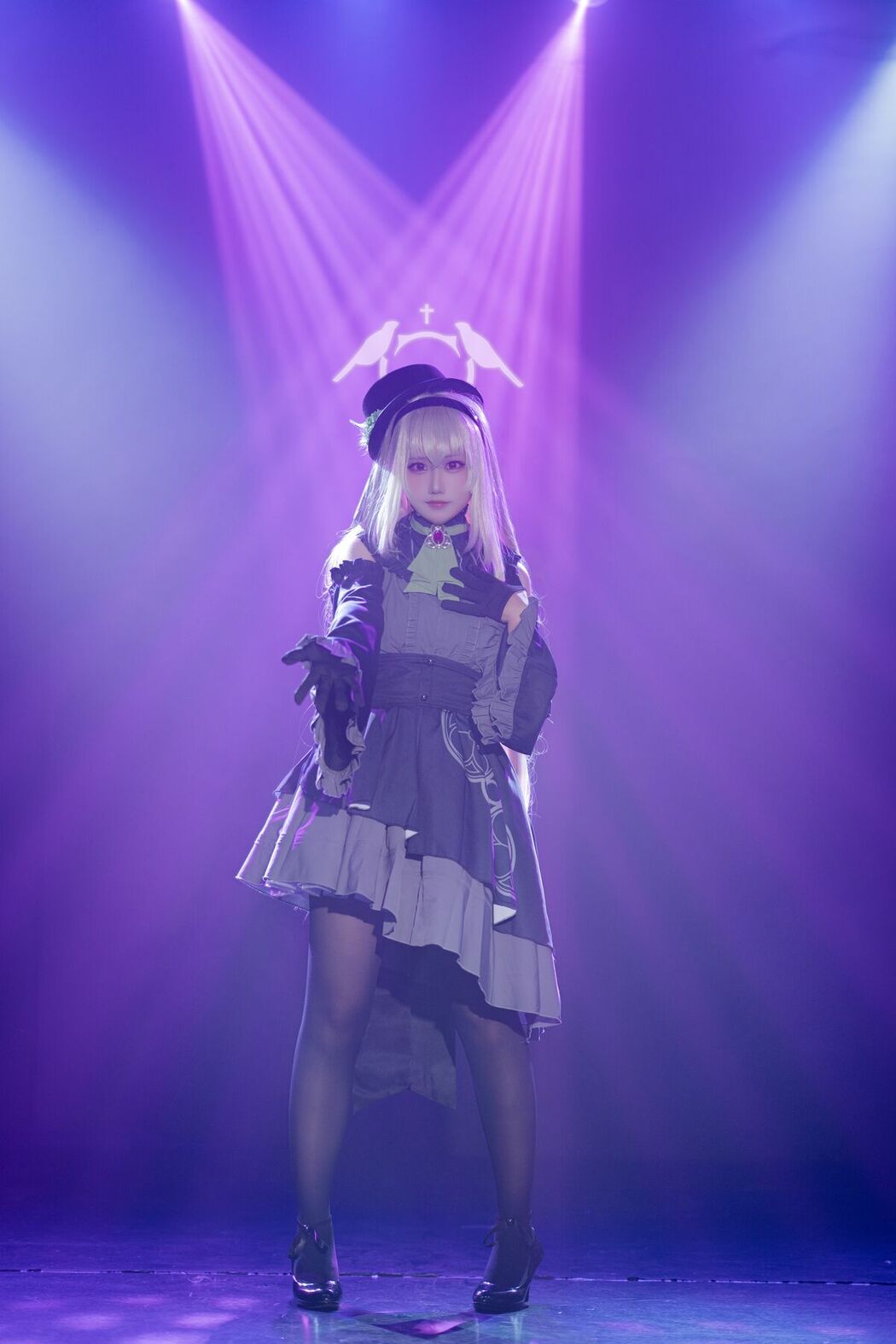 Coser@lunananya – 碧蓝档案 歌住樱子 偶像 (38P)