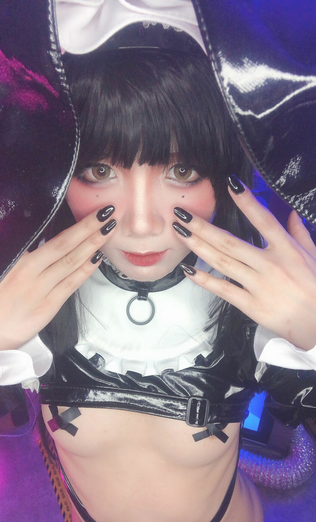 Coser@PoppaChan – Zenith Bunny 黑色胶袜 十字乳贴 (79P – 13V)