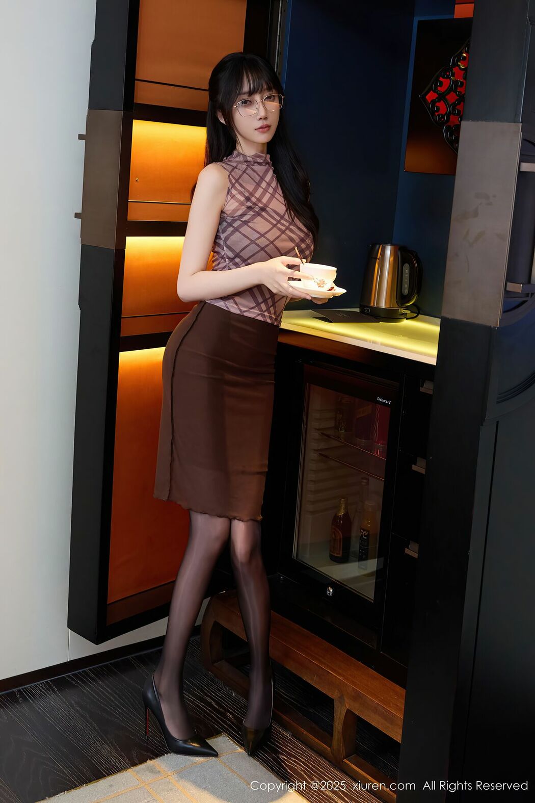 XiuRen秀人网 No.10793 Yue Er Yue Er (71P)