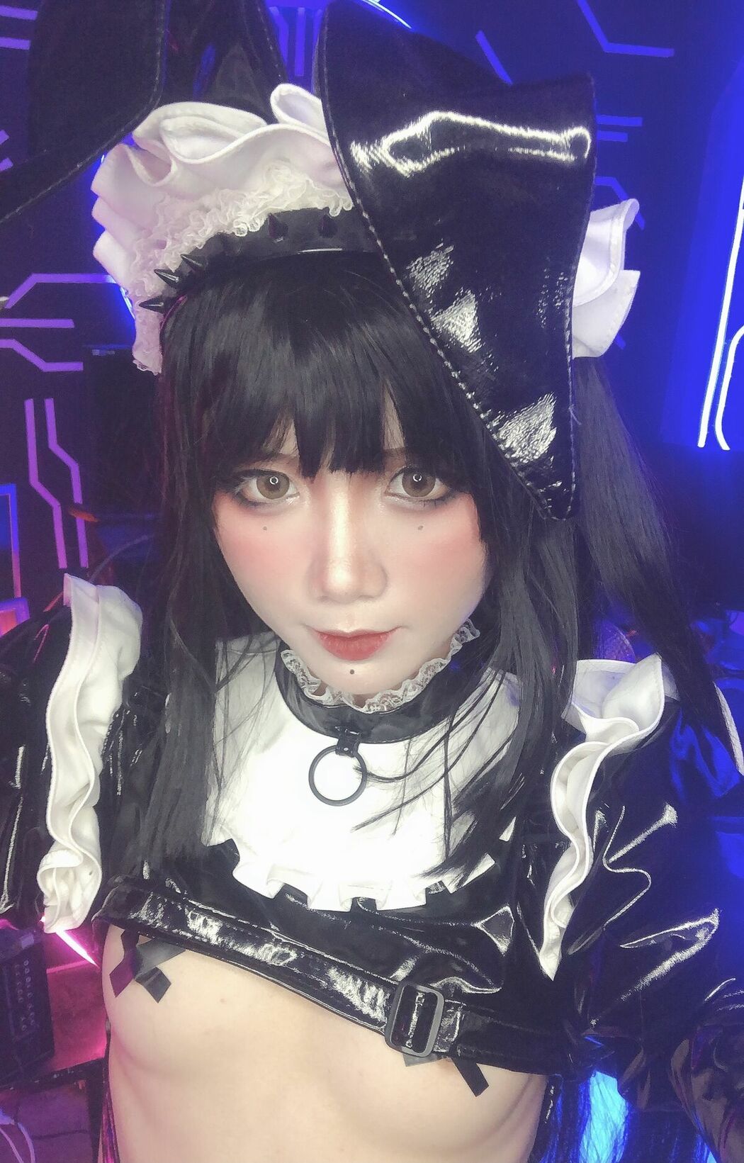 Coser@PoppaChan – Zenith Bunny 黑色胶袜 十字乳贴 (79P – 13V)