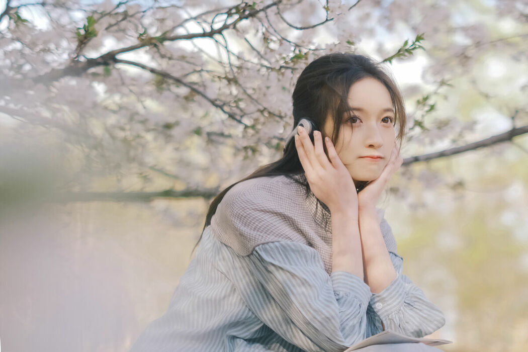 YiTuYu艺图语 Vol.8867 Tong (31P)