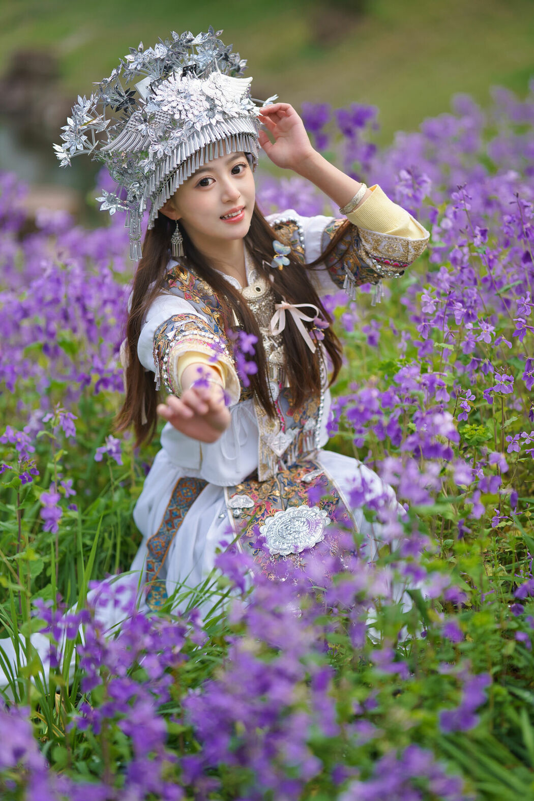 YiTuYu艺图语 Vol.8863 Xiao Yi (61P)