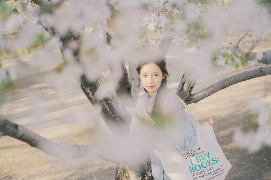 YiTuYu艺图语 Vol.8867 Tong (31P)