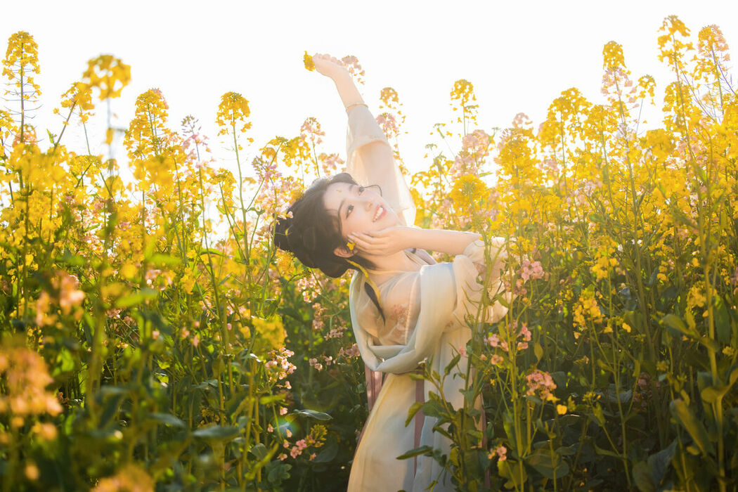 YiTuYu艺图语 Vol.8860 Yimi (38P)