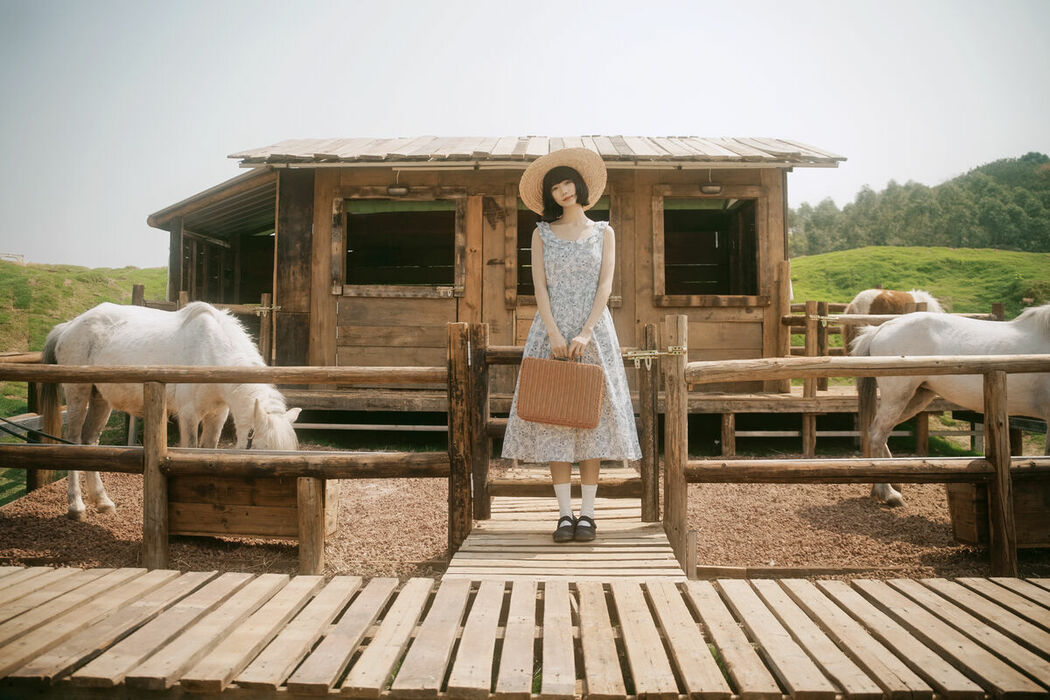 YiTuYu艺图语 Vol.8862 Te Te (51P)